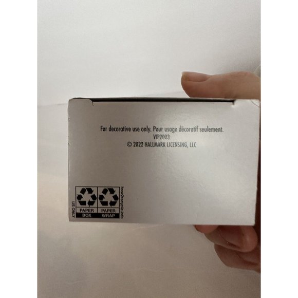 2022 Hallmark Ornamen  Top Hat Snowman Limited Edition VIP Keepsake, New - Picture 7 of 9